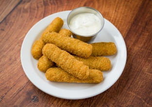 Mozza Sticks with Ranch Dipping Sauce